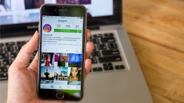Как загрузить фото в instagram с ноутбука?
